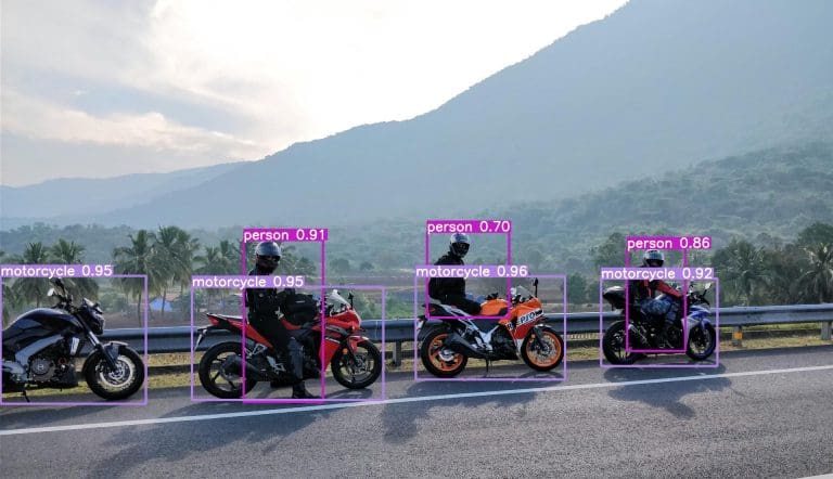 YOLOv8 object detection